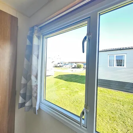 Holiday park Kestrel25 *