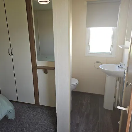 Kestrel25 * Cayton